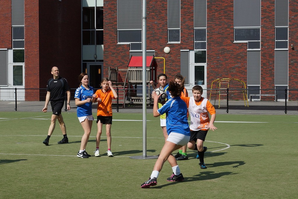 Korfbal C2  12 april -006.jpg